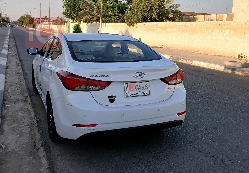 هیوندای ئەلەنترا